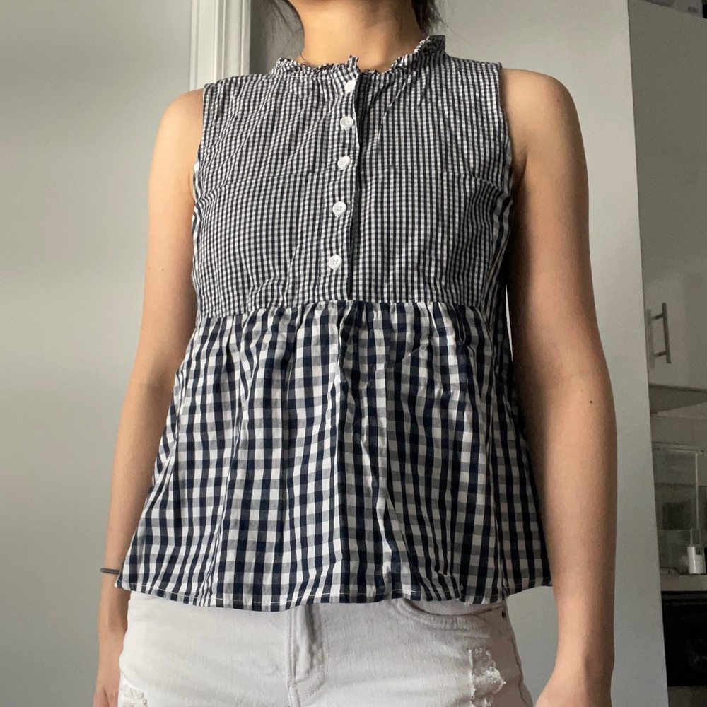 checkered top